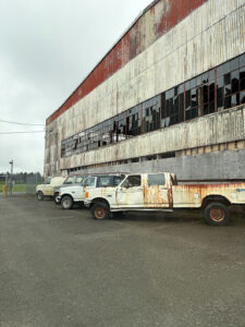 GZ next to Warbird. You can’t tell from this angle, but the first truck is completely v-shaped on top and almost certainly not driveable without xray vision. We pondered what had happened to it quite a bit while driving by . 